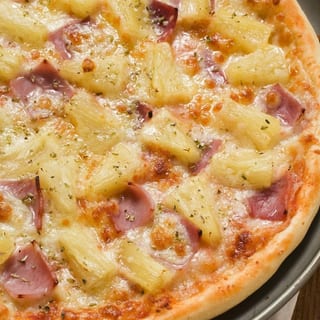 Hawaiian Pizza